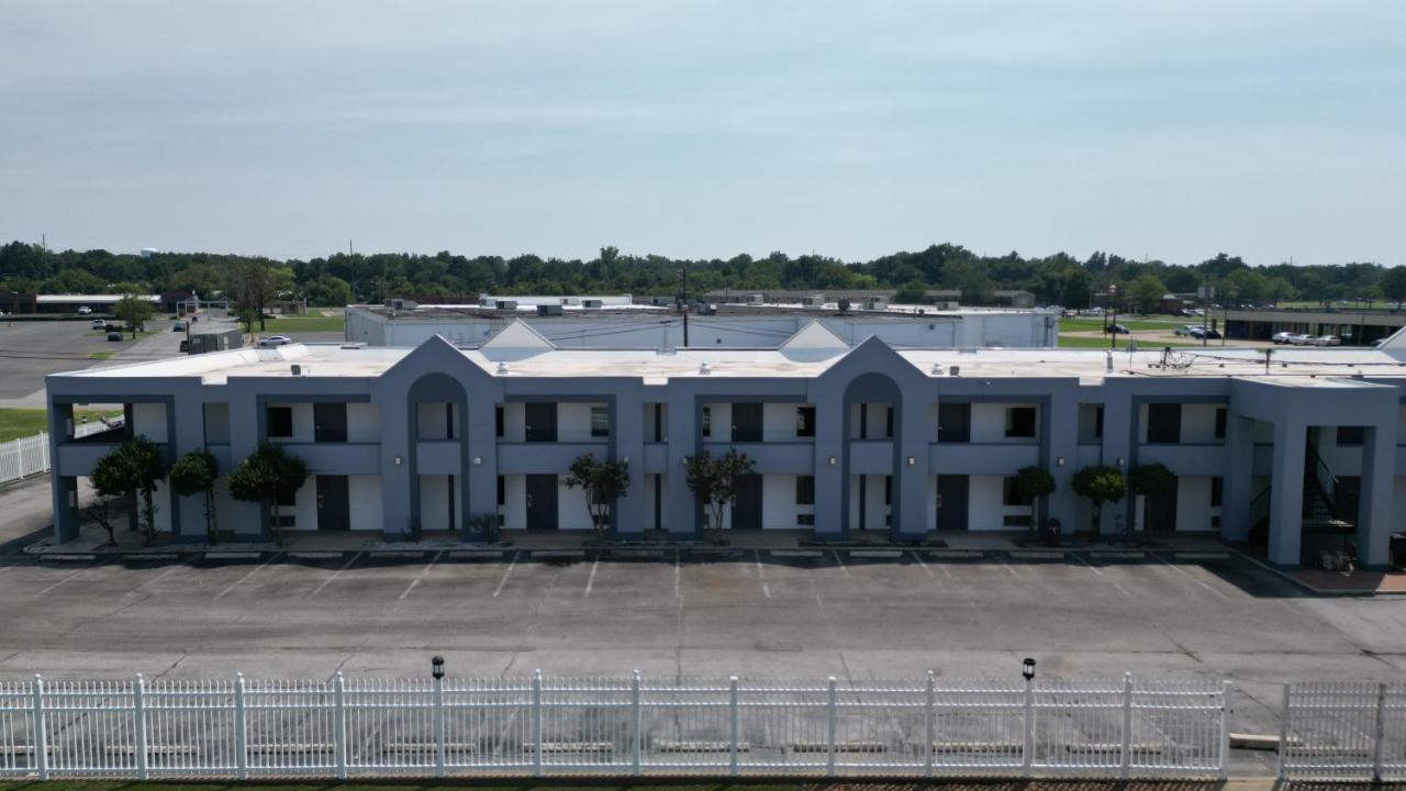 Crossroads Inn & Suites West Memphis Buitenkant foto