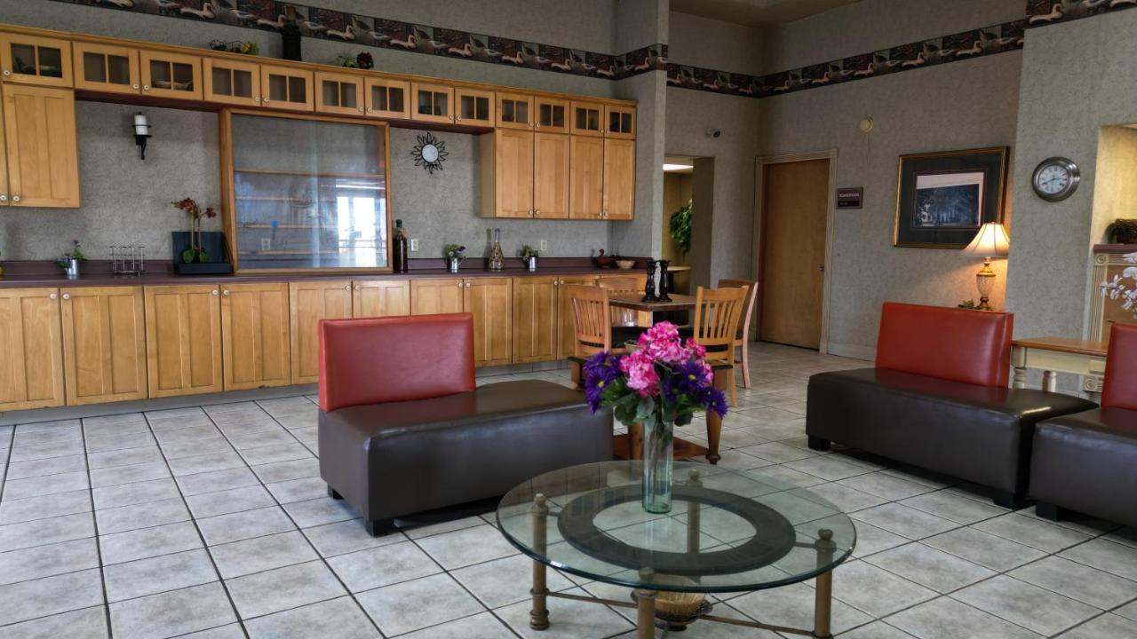 Crossroads Inn & Suites West Memphis Buitenkant foto